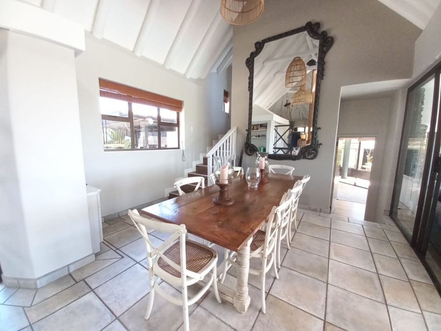 To Let 4 Bedroom Property for Rent in St Francis Bay Village Eastern Cape